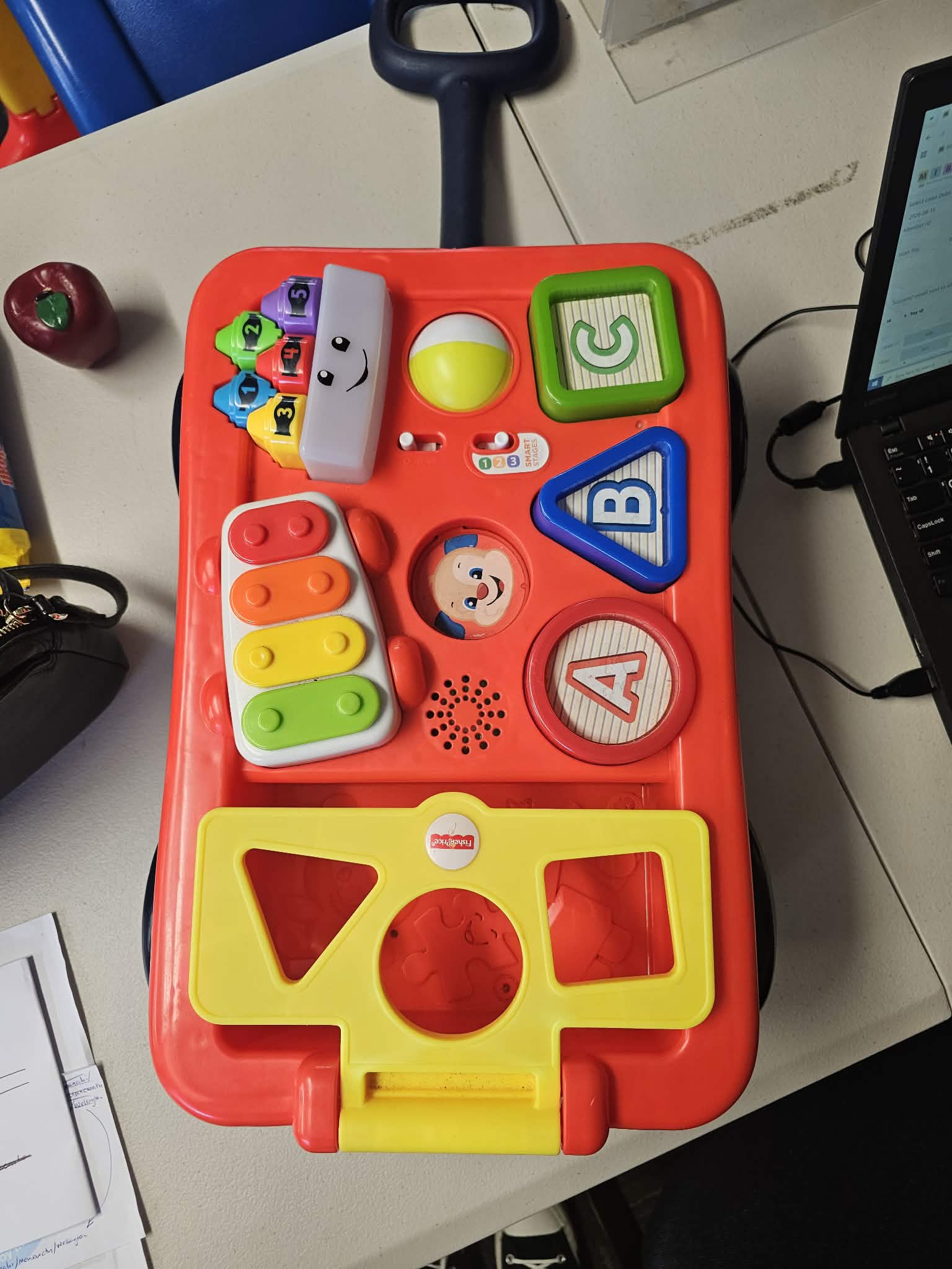 Fisher-Price Laugh & Learn Pull & Play Learning Wagon